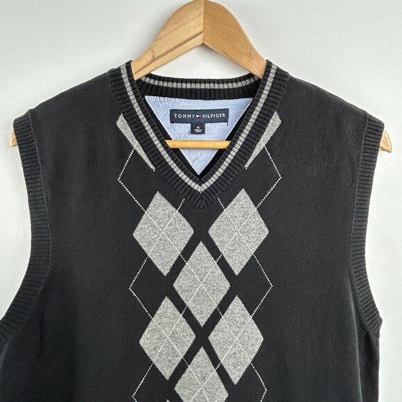 Tommy Hilfiger preppy argyle diamond pattern sweater vest black gray men medium - Picture 1 of 8